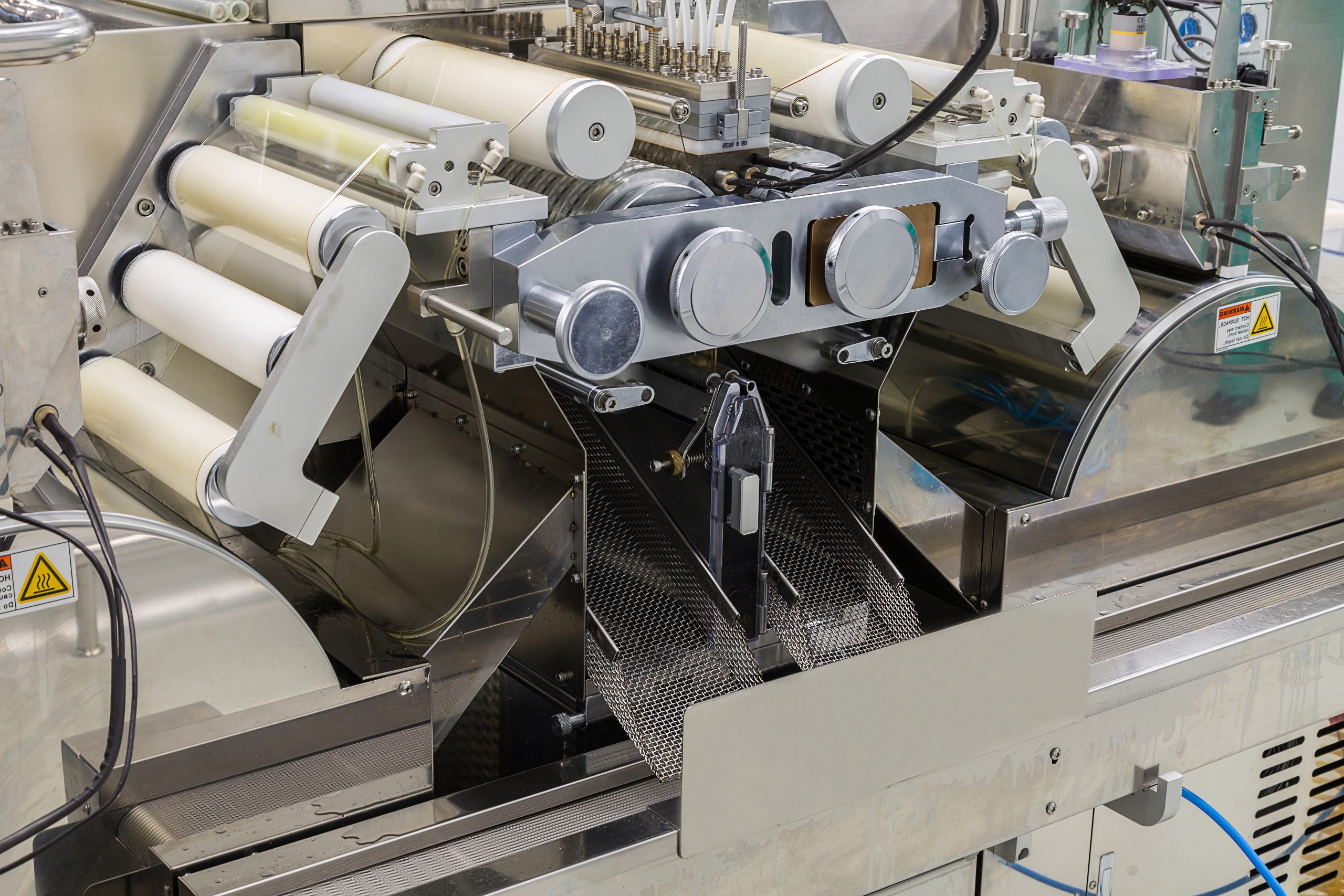 Industrial Rollers for the Packaging Industry: Choosing the Right Roller Covering for High-Performance Production Lines