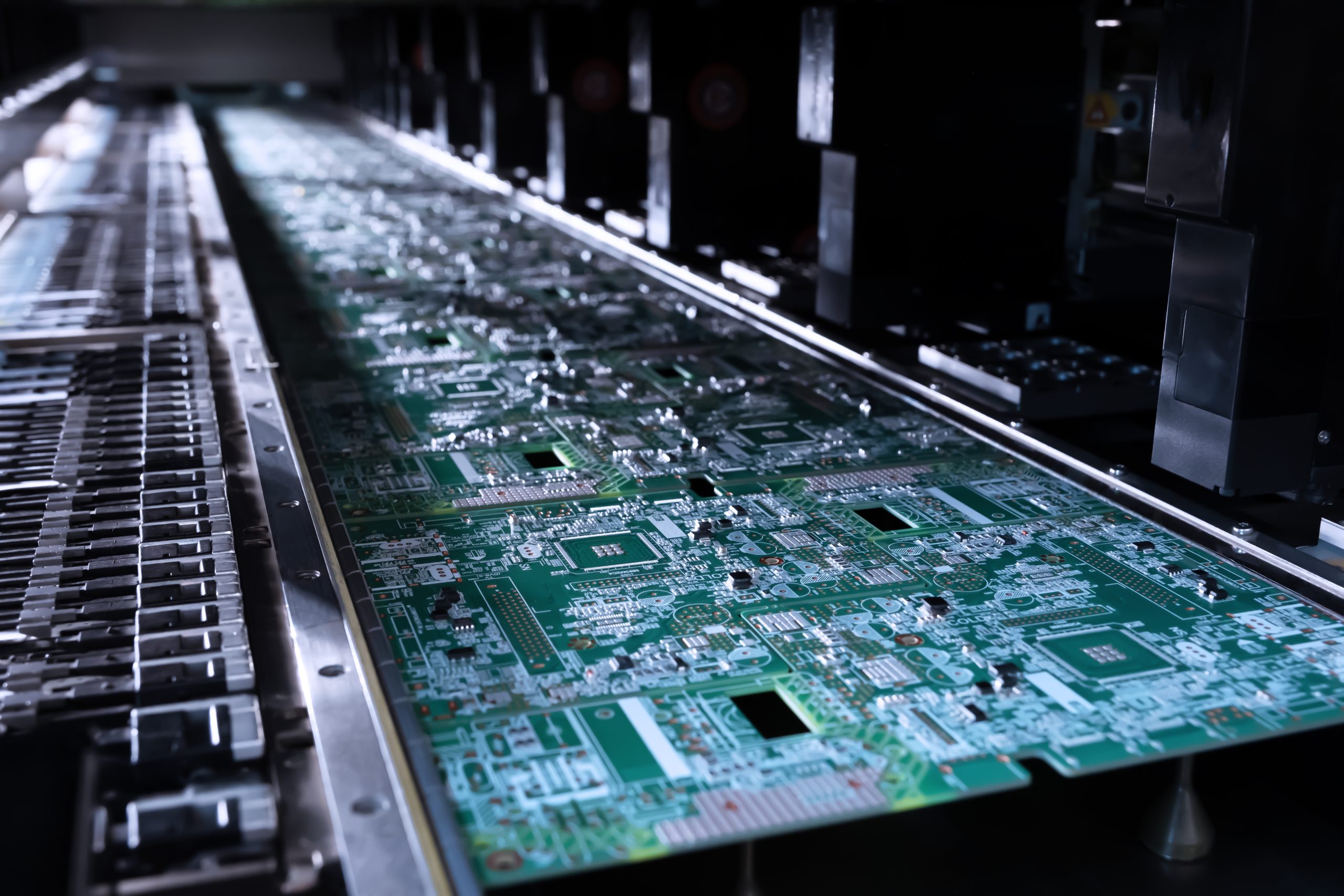 Rollers for the Electronics Industry: Which Coverings for Chemically Demanding Environments?